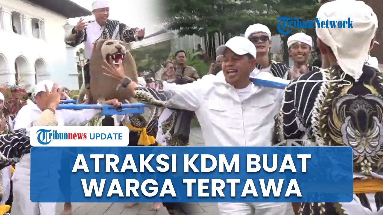 Atraksi Unik Dedi Mulyadi Manggul Sisingaan Sambil Joget Bikin Warga Tertawa, Sorak Sorai Menggema
